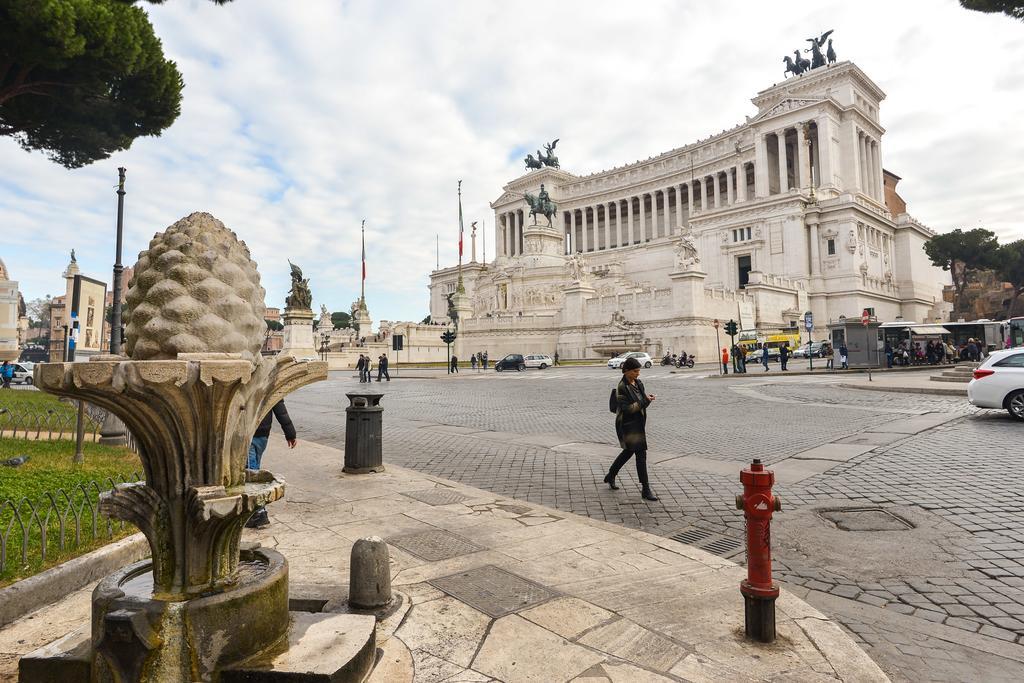 Cs Piazza Venezia Apartment Rome Buitenkant foto