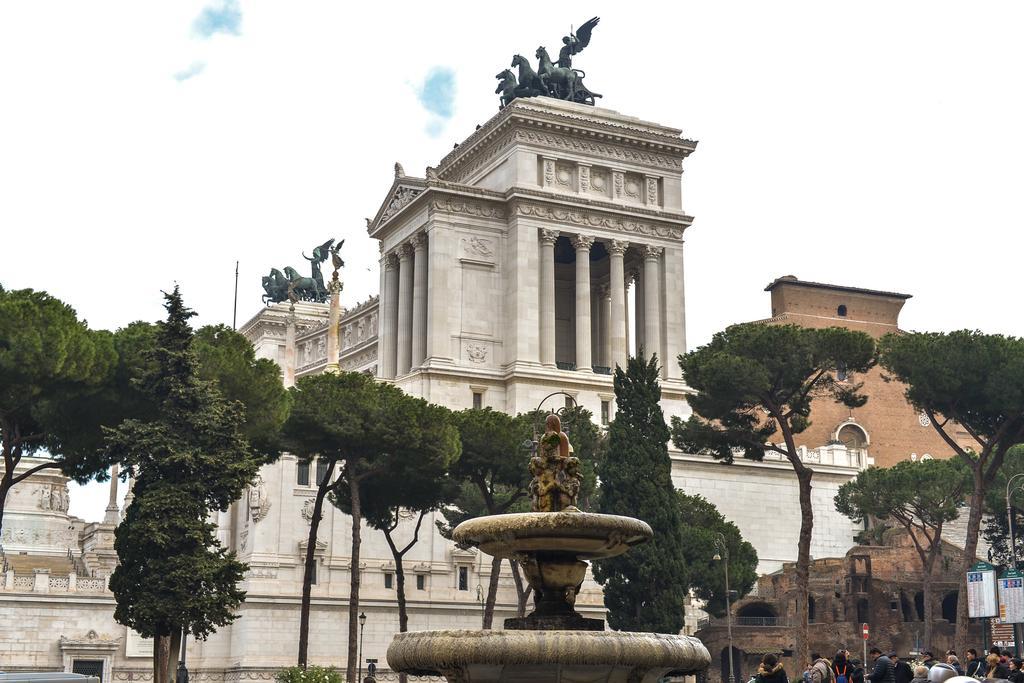 Cs Piazza Venezia Apartment Rome Buitenkant foto